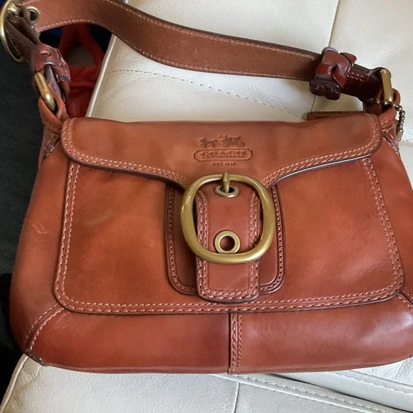 Vintage Coach Bleeker small flap Shoulder Bag in brown leather - Picture 6 of 8